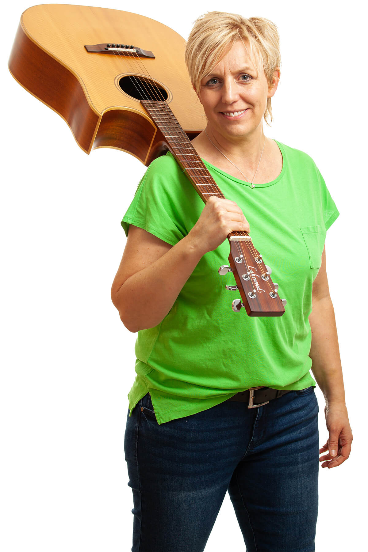 Faryna mit Gitarre